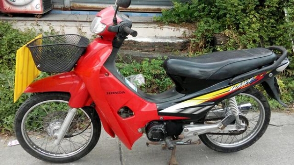 ขายเหมารวม 2 คัน honda wave 100 s คาร์บู
