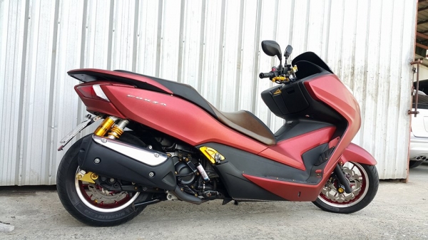 Forza แต่งโชว์สวยๆ วิ่ง 1,059 กิโล มีประกัน อะไหล่แท้ ต่อรองได้นะ Forza แต่งโชว์สวยๆ วิ่ง 1,059 กิโล มีประกัน อะไหล่แท้ ต่อรองได้นะ