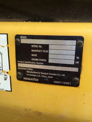 ขายด่วน รถแบคโฮ  komatsu   Pc200  รุ่น  8  สภาพดีมาก  พร้อมใช้งาน  เอกสารพร้อม