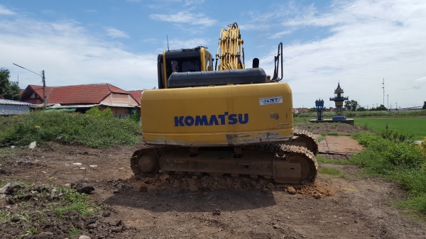 ขายkomatsu PC 200-8