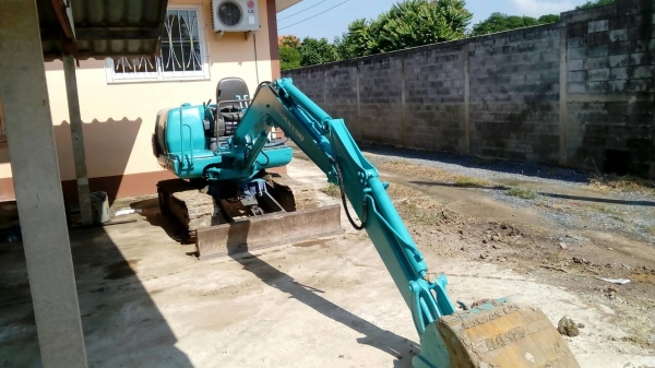 ขายKomatsu PC30-7