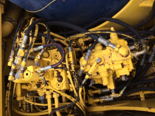 ขายรถแบ็คโคร KOBELCO SK 120-3 ติดต่อ 085-7080177