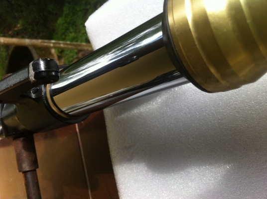 ขายโช้คหัวกลับ USD ของไทรอั้มแกนใสพร้อมใช้