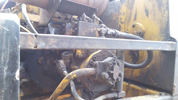 ขายรถแมคโค PC-100-3 ช่วงล่างเปลี่ยนใหม่ เครื่องเดิมปั้มเดิม แผ่นยาว 70 ซม.   รถทำงานอยู่ ขายไม่แพงครับ