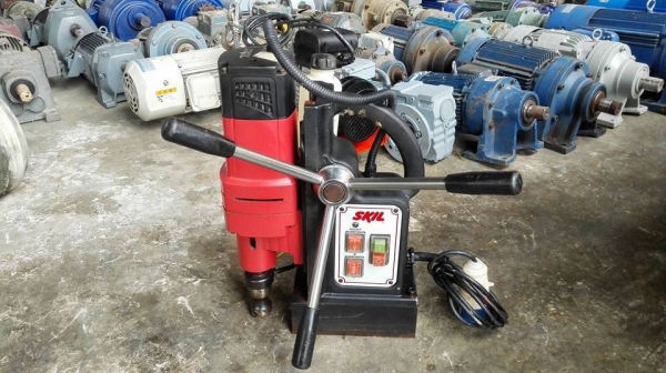 ** SOLD ** สว่านแม่เหล็ก SKIL เจาะโต 23 mm. สภาพสดใหม่แน่นๆมาเทสได้