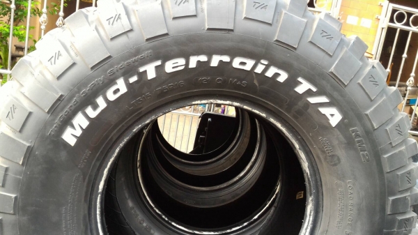 ยาง BF MUD KM2  315 x 75 x 16 USA