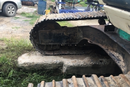 KOBELCO200- SK07 MACKII ตัวเดินใหญ่ ซื้อเก่านอกมา เจ้าของขายเอง KOBELCO200- SK07 MACKII ตัวเดินใหญ่ ซื้อเก่านอกมา เจ้าของขายเอง