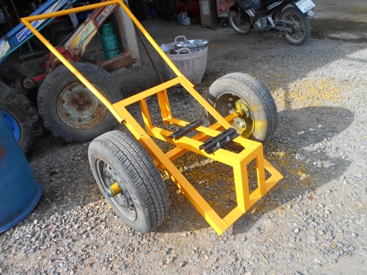 ขายแท่นเครื่องเหล็กหนาเข็งแรง  0810074646 ครับ