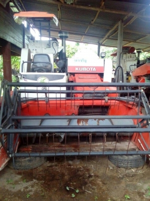 ขายรวมครับ3รายการรถเกี่ยวDc60..2คันเทเลอลาก1คันรวม590000ยาทต่อรอง