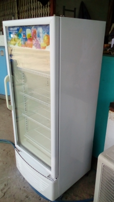 ตู้แช่ รุ่น PTB 90N ขนาด 8.8 คิว
