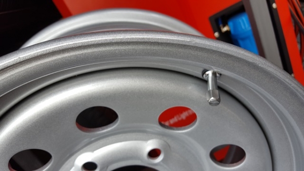 ล้อกะทะผ่า 15หน้า7 ISUZU NISSAN 139.7 ใบละ1500