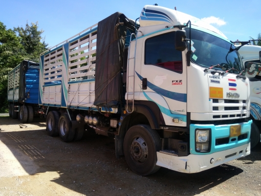 สองพ่วงนี้จดทะเบียนปี 2555. อีซูซุ 360. แรงม้า /2555 รถพ่วงไม่ดั้ม 22 ล้อนะคะ หางพ่วงสามเพลาแท้ จัดไฟแนนซ์ได้เต็ม 2,000,000. บาท สนใจโทรมานะคะ 083-9686255. ปารวีคะ สองพ่วงนี้จดทะเบียนปี 2555. อีซูซุ 360. แรงม้า /2555 รถพ่วงไม่ดั้ม 22 ล้อนะคะ หางพ่วงสามเพลาแท้ จัดไฟแนนซ์ได้เต็ม 2,000,000. บาท สนใจโทรมานะคะ 083-9686255. ปารวีคะ