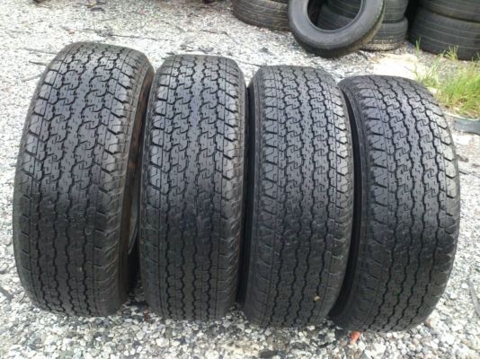 ขายแม็ก TOYOTA 6 รู ขอบ15 พร้อมยาง บริดสโตน255/70R15 ยางปี10 สวยๆ จำนวน 1 ชุด พร้อมน๊อตแท้ 24 ตัว