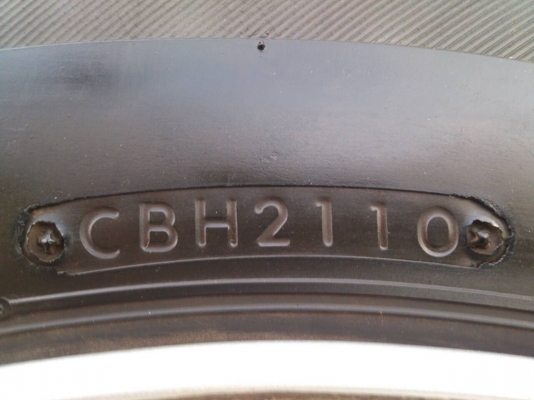 ขายแม็ก TOYOTA 6 รู ขอบ15 พร้อมยาง บริดสโตน255/70R15 ยางปี10 สวยๆ จำนวน 1 ชุด พร้อมน๊อตแท้ 24 ตัว