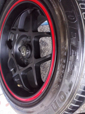 แม็ก D speed ขอบ 15 กว้าง 8 ใส่ 4 รู 100 พร้อมยาง