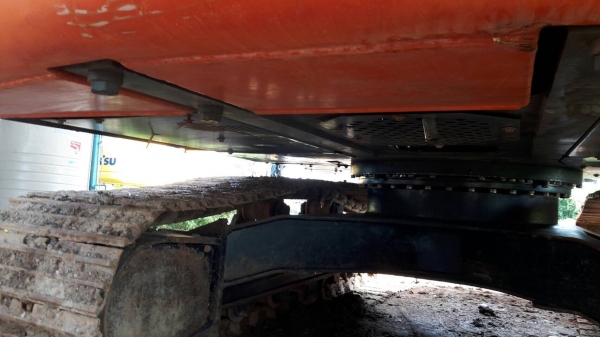 ขายด่วน!! HITACHI  ZX200-3  6พันกว่าช.ม.