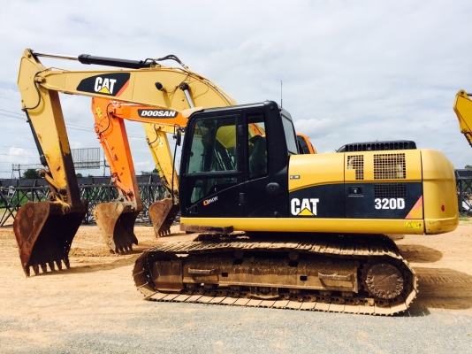 ขายด่วน!! Cat320D 9,200 ชม.เอกสารเล่มทะเบียน สภาพสวยค่ะ