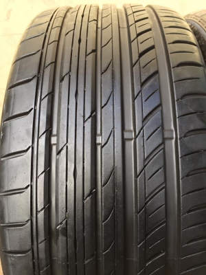 ขายยาง TOYO PROXES C1S 245-35-19 ปี13 สภาพป้ายแดง ไม่มีปะ ไม่มีตำหนิ คู่ละ 4,500 บาท