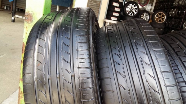 ขายล้อแม็กมือ2 sports-t 15" ยางปี12 สนใจติดต่อ ตาเล็ก ล้อและยางครับ 081-3747940