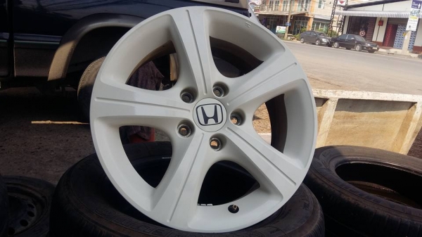 ขายล้อแม็ก civic fd 16" สนใจติดต่อ ตาเล็ก ล้อและยางครับ 081-3747940