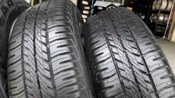 ขายล้อแม็กป้ายแดง honda jazz gk 15" ยางปี16 สนใจติดต่อ ตาเล็ก ล้อและยางครับ 081-3747940 ขายล้อแม็กป้ายแดง honda jazz gk 15" ยางปี16 สนใจติดต่อ ตาเล็ก ล้อและยางครับ 081-3747940