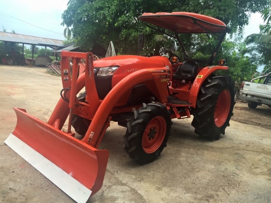ขายรถไถคูโบต้า L4708  ขายราคา 398,000 บาท อุปกรณ์ใบมีดหน้าและโลเตอร์รีจอบหมุน ใช้งาน 900 ชม. สนใจติดต่อ