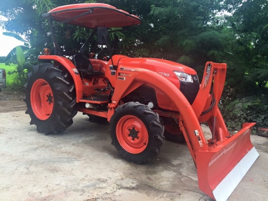 ขายรถไถคูโบต้า L4708  ขายราคา 398,000 บาท อุปกรณ์ใบมีดหน้าและโลเตอร์รีจอบหมุน ใช้งาน 900 ชม. สนใจติดต่อ