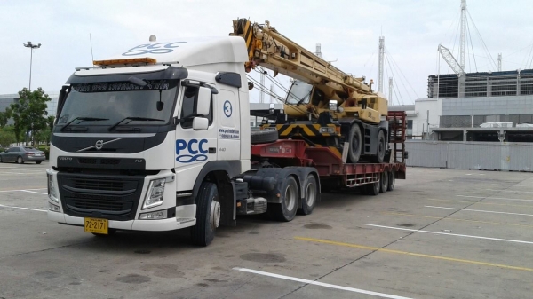 รับงานขนส่งทั้งพื้นเรียบและโลว์เบด ทั่วไทยและต่างประเทศเช่น ลาว พม่า กัมพูชา มาเลเซีย รับงานขนส่งทั้งพื้นเรียบและโลว์เบด ทั่วไทยและต่างประเทศเช่น ลาว พม่า กัมพูชา มาเลเซีย