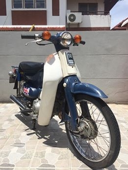 Honda C50 Super cub