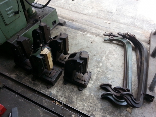 ขายเครื่องปั้มใช้เท้ากด