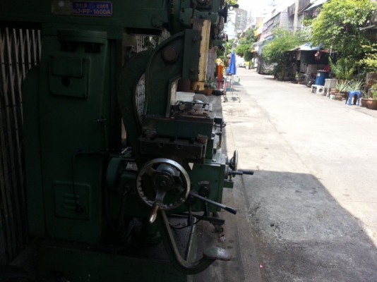 ขายเครื่องปั้มใช้เท้ากด