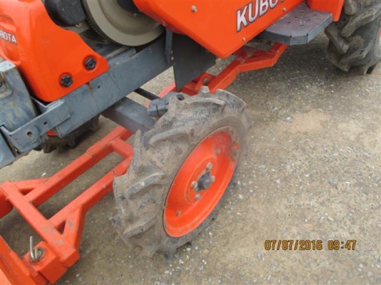 ขายรถไถนั่งขับเอนกประสงค์มือสองพร้อมใช้  คูโบต้า KRT 140 Plus สูบเดียว แถมใบมีดหน้าและผาน