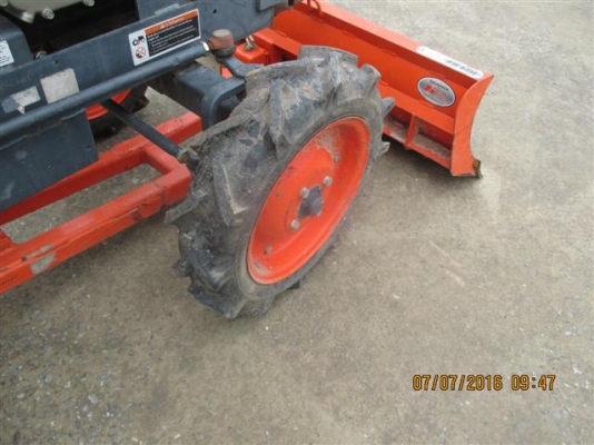 ขายรถไถนั่งขับเอนกประสงค์มือสองพร้อมใช้  คูโบต้า KRT 140 Plus สูบเดียว แถมใบมีดหน้าและผาน