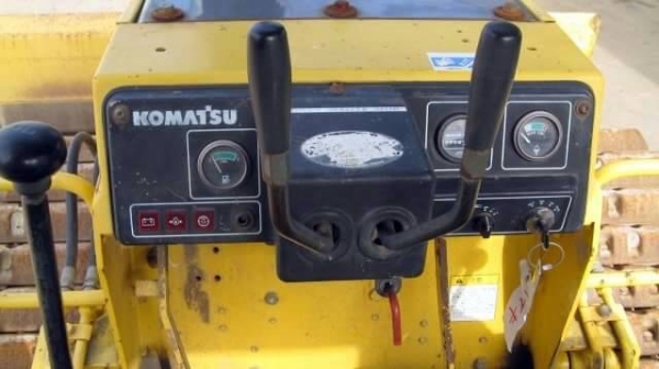 ขายค่ะ KOMATSU D20P-7E...มาใหม่...เก่าญี่ปุ่นแท้..3,XXX ชั่วโมง ขายค่ะ KOMATSU D20P-7E...มาใหม่...เก่าญี่ปุ่นแท้..3,XXX ชั่วโมง