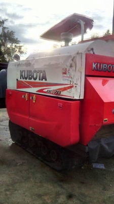 ขายรถเกี่ยวข้าว KUBOTA DC70 ปี56 ใช้งาน900ชั่วโมง สภาพดีมาก ช่วงล่างดี เตรียมความพร้อมแล้ว ลุยงานได้เลย เอกสารถูกต้อง เล่มทะเบียนพร้อมโอน ราคา450,000 สนใจโทร 090-8588220คุณนะ 093-3258446คุณบิว หรือเข้าดูสินค้าอื่นๆได้ที่ www.narong2truck.com หรือ www.truc