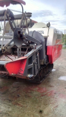 ขายรถเกี่ยวข้าว KUBOTA DC70 ปี56 ใช้งาน900ชั่วโมง สภาพดีมาก ช่วงล่างดี เตรียมความพร้อมแล้ว ลุยงานได้เลย เอกสารถูกต้อง เล่มทะเบียนพร้อมโอน ราคา450,000 สนใจโทร 090-8588220คุณนะ 093-3258446คุณบิว หรือเข้าดูสินค้าอื่นๆได้ที่ www.narong2truck.com หรือ www.truc