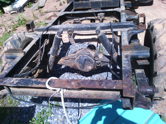 ขายช่วงล่าง4ล้อสนใจติดต่อที่0807346335ครับ