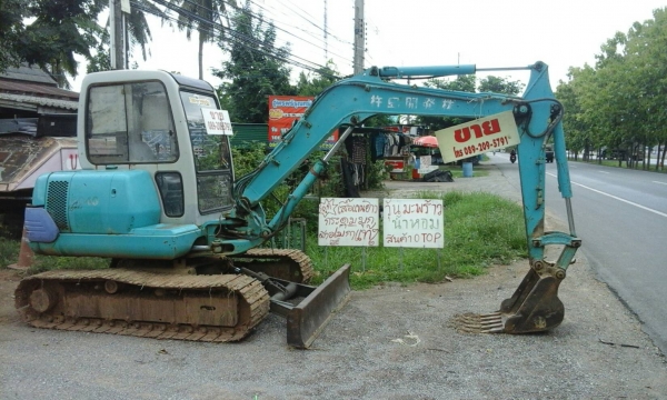 ขายโคมัสสุ PC40 รุ่น7 แทรคเหล็ก มีไลน์แย็ก ขาย450,000บาท 089-2095791