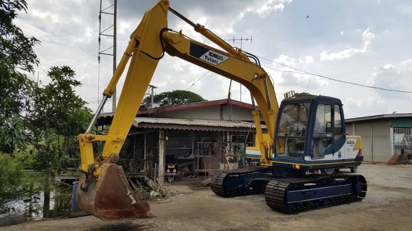 รถนอกขายด่วนรถแบคโฮKOBELCO-SK120มาร์คทีชั่วโม่งทำงานน้อยรถนอกเพิ่งนำเข้ามายังไม่เคยใช้งานในเมืองไทยเลย
