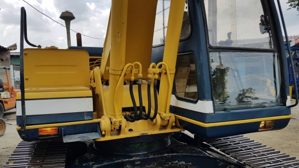 รถนอกขายด่วนรถแบคโฮKOBELCO-SK120มาร์คทีชั่วโม่งทำงานน้อยรถนอกเพิ่งนำเข้ามายังไม่เคยใช้งานในเมืองไทยเลย