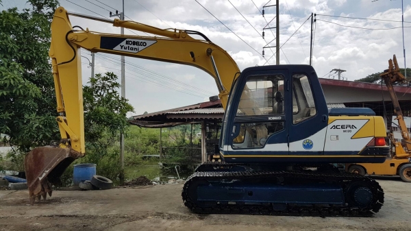 รถนอกขายด่วนรถแบคโฮKOBELCO-SK120มาร์คทีชั่วโม่งทำงานน้อยรถนอกเพิ่งนำเข้ามายังไม่เคยใช้งานในเมืองไทยเลย