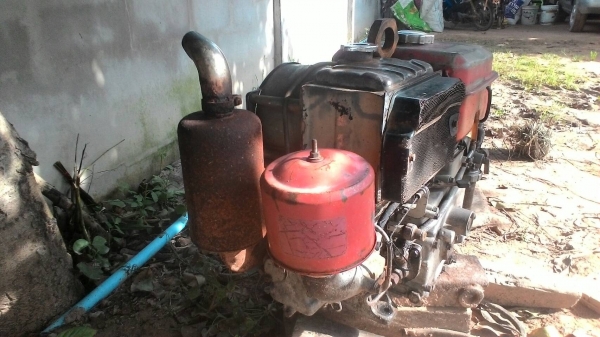 ขายแต่ตัว รถไถ ET 9.5 แรงพร้อมใช้    ดู รถที อ.ราษีไศล  คับ  9000 บาท ด่วน 0986683479  สิทธิ์