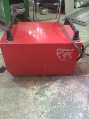 เครื่องเชื่อมไฟฟ้า ยี่ห้อ"FRONIUS" รุ่น TRANS POCKET VP450