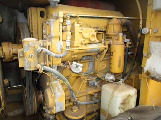 รถตักล้อยาง CATERPILLAR รุ่น910F ปี 1995