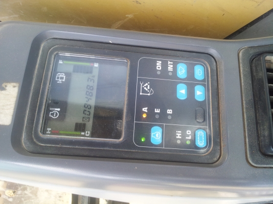 โคมัสสุ 200 รุ่น7