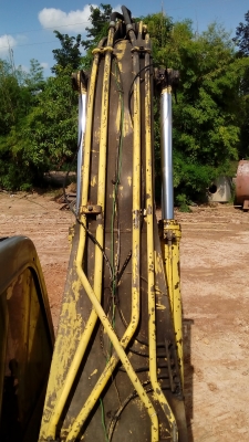 ขายด่วน sk200-3 สภาพพร้อมใช้งาน เอวมีขยับ เครื่องดี ปั๊มดี ช่วงล่างพอใช้ ขายด่วน sk200-3 สภาพพร้อมใช้งาน เอวมีขยับ เครื่องดี ปั๊มดี ช่วงล่างพอใช้