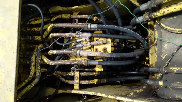 ขายด่วน sk200-3 สภาพพร้อมใช้งาน เอวมีขยับ เครื่องดี ปั๊มดี ช่วงล่างพอใช้ ขายด่วน sk200-3 สภาพพร้อมใช้งาน เอวมีขยับ เครื่องดี ปั๊มดี ช่วงล่างพอใช้