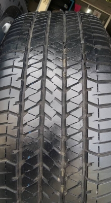 ขายล้อแม็กป้ายแดง trailblazer 18"&times;7.5" et33 6รู139.7 ยาง bridgestone dueler h/t 684ll 265/60r18 ผลิตสัปดาห์ที่8ปี16 ตุ่มที่หน้ายางมีทุกเส้นครับ ขายทั้งชุด 27,900 บาทครับ สนใจติดต่อ ตาเล็ก ล้อและยางครับ 081-3747940