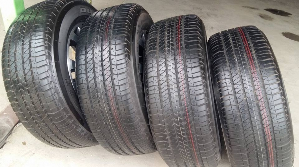 ขายล้อแม็กป้ายแดง ranger 18"&times;8" et55 6รู139.7 ยาง bridgestone dueler h/t 684ll 265/60r18 ผลิตสัปดาห์ที่10ปี16 ตุ่มและสีที่หน้ายางมีทุกเส้นครับ ขายทั้งชุด 28,900 บาทครับ สนใจติดต่อ ตาเล็ก ล้อและยางครับ 081-3747940