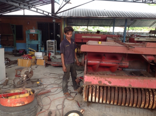 ขายเครื่องอัดฟางราคาถูก มากกว่า50เครื่อง